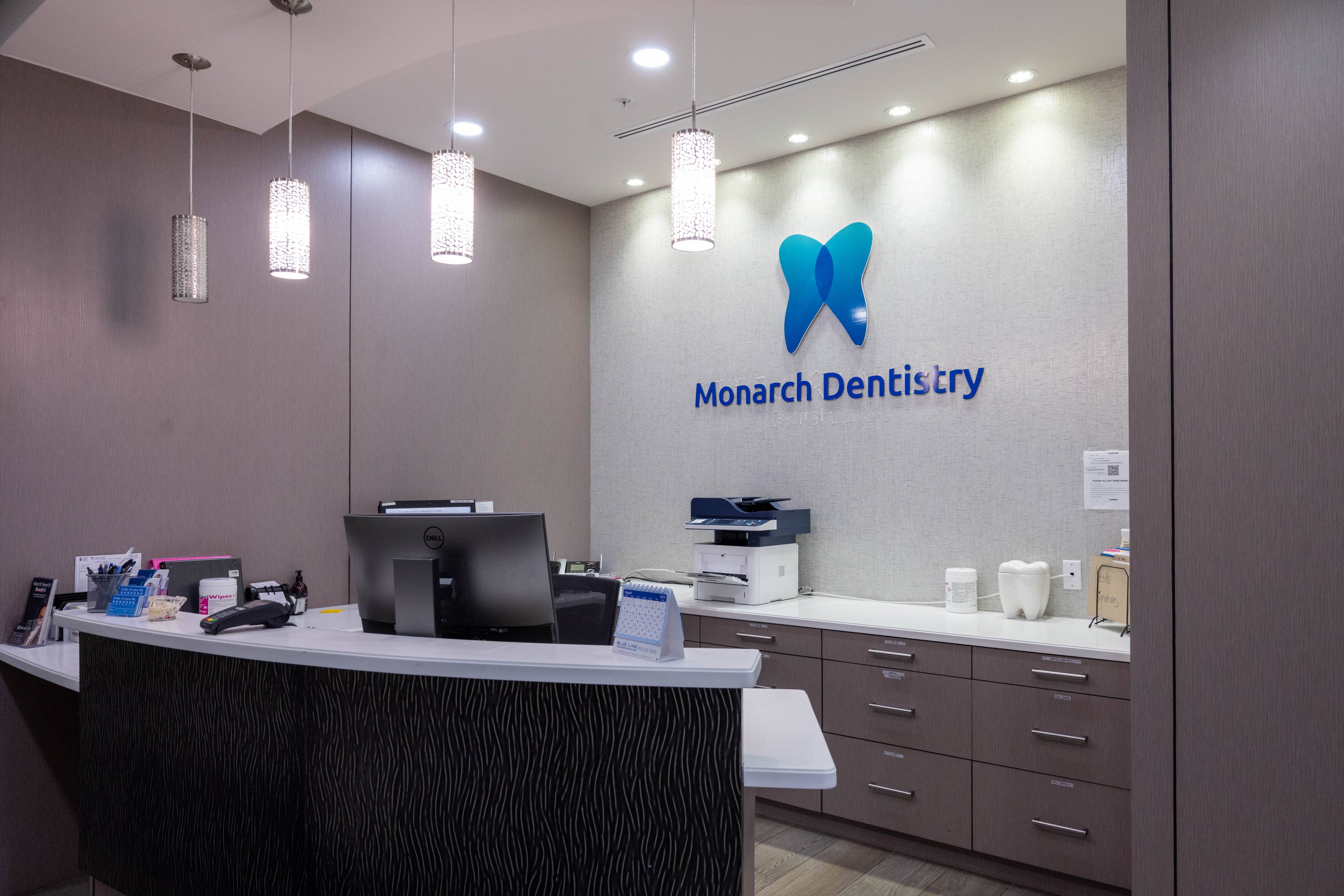 Monarch Dentistry - Stoney Creek dental clinic in Hamilton - Photo 4